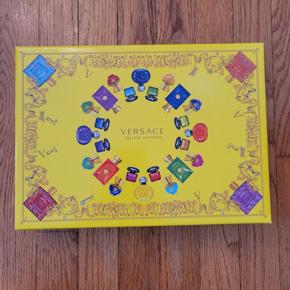 Versace Yellow Diamond Gift Box ONLY Large 11.75x8.75x3 in Display Decor